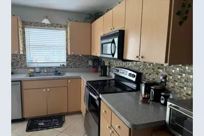 914 Nicholson St, Clearwater, FL 33755 - Photo 8