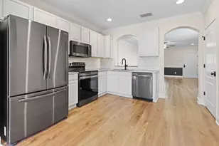 15836 Fishhawk Falls Dr, Lithia, FL 33547 - Photo 6
