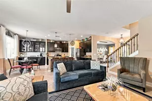 11156 Spring Point Cir, Riverview, FL 33579 - Photo 12