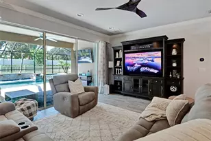 2505 Early Dawn Ct, Valrico, FL 33594 - Photo 12