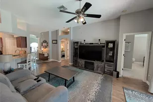 30036 Bermuda Dunes Way, Wesley Chapel, FL 33543 - Photo 6
