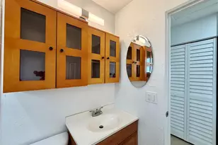 5560 14th Ave N, Saint Petersburg, FL 33710 - Photo 16