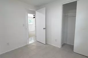8719 River Forest Cir, Tampa, FL 33604 - Photo 18