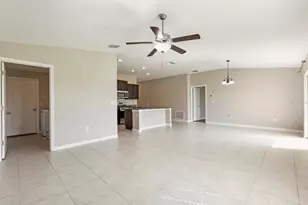 9728 Channing Hill Dr, Ruskin, FL 33573 - Photo 8