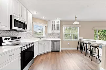 7326 Yardley Way, Tampa, FL 33647 - Photo 16