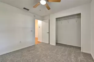 510 Cloverleaf Dr, Lithia, FL 33547 - Photo 12