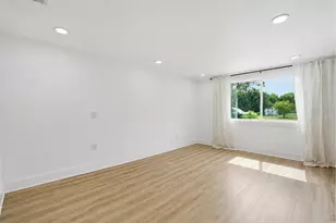 848 Olympia Rd, Venice, FL 34293 - Photo 24