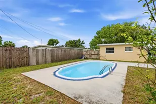 10923 109th Way, Seminole, FL 33778 - Photo 30