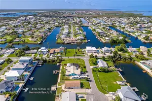 4392 3rd Isle Dr, Hernando Beach, FL 34607 - Photo 4