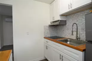 10934 N Blvd, Tampa, FL 33612 - Photo 12