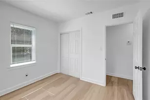 4355 58th Ave N, Saint Petersburg, FL 33714 - Photo 16