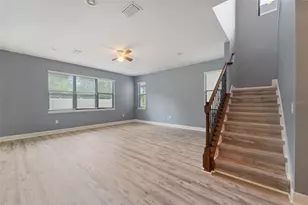 11006 Tahiti Isle Ln, Tampa, FL 33647 - Photo 16