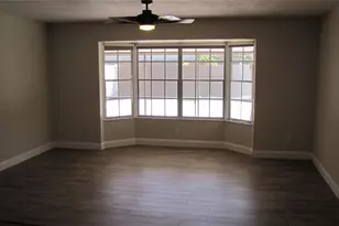 3326 Schefflera Rd, Tampa, FL 33618 - Photo 4