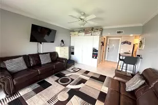 880 Mandalay Ave, Clearwater Beach, FL 33767 - Photo 14