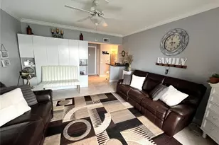 880 Mandalay Ave, Clearwater Beach, FL 33767 - Photo 12