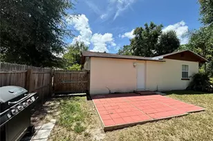 3910 E Ellicott St, Tampa, FL 33610 - Photo 18