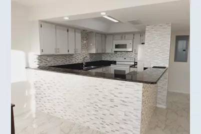500 Treasure Island Causeway #502, Treasure Island, FL 33706 - Photo 8