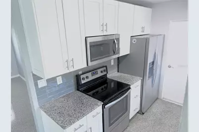 349 Dolphin Avenue SE, Saint Petersburg, FL 33705 - Photo 6