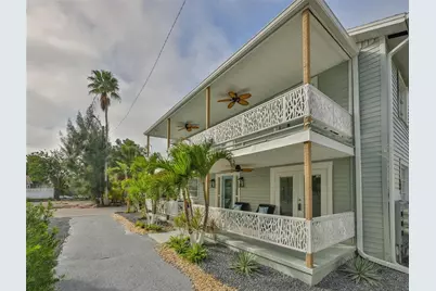 134 86th Terrace, Treasure Island, FL 33706 - Photo 2