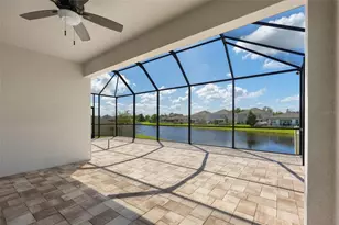 30908 Parrot Reef Ct, Wesley Chapel, FL 33545 - Photo 4