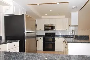 8414 17th St N, Saint Petersburg, FL 33702 - Photo 2