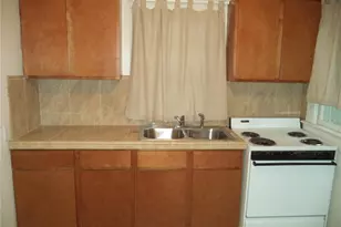 750 7th Ave N, Saint Petersburg, FL 33701 - Photo 4