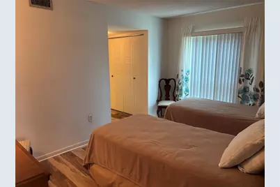 4910 38th Way S #411, Saint Petersburg, FL 33711 - Photo 12