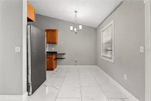3878 Feather Dr, Lakeland, FL 33812 - Photo 8