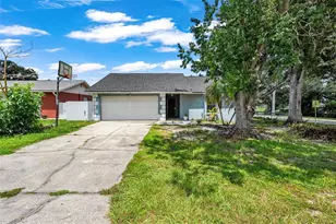 3878 Feather Dr, Lakeland, FL 33812 - Photo 2