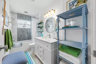 560 79th St S, Saint Petersburg, FL 33707 - Photo 28