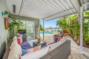 560 79th St S, Saint Petersburg, FL 33707 - Photo 36