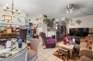 4200 37th St S, Saint Petersburg, FL 33711 - Photo 2