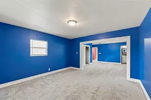 11515 N Ravine Rd, Tampa, FL 33612 - Photo 26