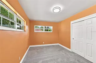 11515 N Ravine Rd, Tampa, FL 33612 - Photo 22