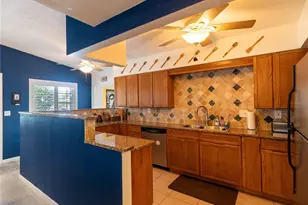 608 Pent St, Tarpon Springs, FL 34689 - Photo 8