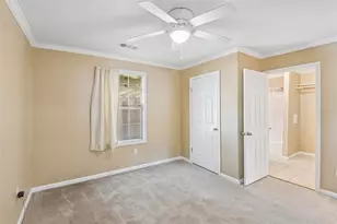 1039 Newton Ave S, Saint Petersburg, FL 33705 - Photo 14