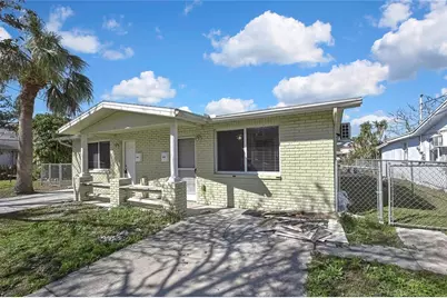 12527 1st Isle, Hudson, FL 34667 - Photo 2