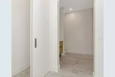 33 S Palm Avenue #1202, Sarasota, FL 34236 - Photo 14