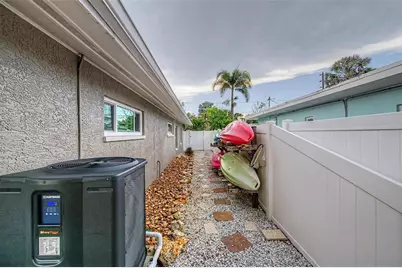 704 Bayshore Drive, Tarpon Springs, FL 34689 - Photo 64