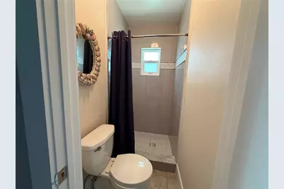 704 Bayshore Drive, Tarpon Springs, FL 34689 - Photo 20