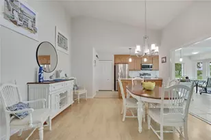 2356 Rolling View Dr, Spring Hill, FL 34606 - Photo 8