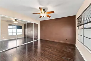 10836 Venice Cir, Tampa, FL 33635 - Photo 30