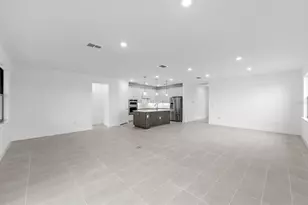10827 Sun Drop St, Venice, FL 34293 - Photo 12
