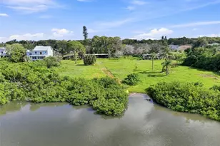 13798 74th Ave, Seminole, FL 33776 - Photo 8