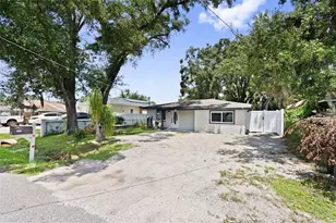 1523 W Broad St, Tampa, FL 33604 - Photo 2