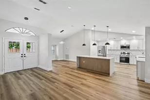 3093 Crest Dr, Clearwater, FL 33759 - Photo 8