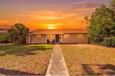 4075 38th Avenue N, Saint Petersburg, FL 33713 - Photo 1