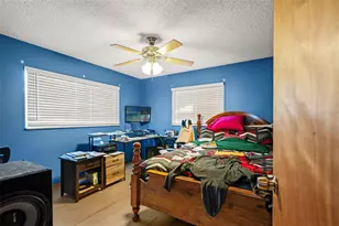 4555 Cynthia Ln, Spring Hill, FL 34606 - Photo 16