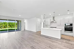 5166 Creek Sand Dr, Apollo Beach, FL 33572 - Photo 10