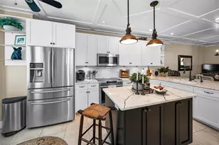 1063 Pinellas Bayway S, Saint Petersburg, FL 33715 - Photo 42
